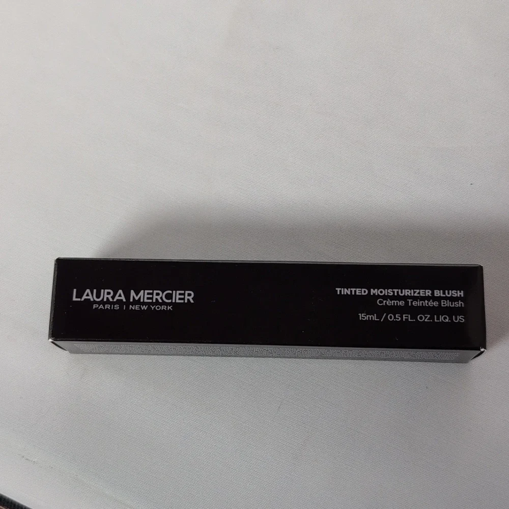 Laura Mercier Tinted Moisturizer Blush 15 ml/.5 fl. oz. in French Riveria